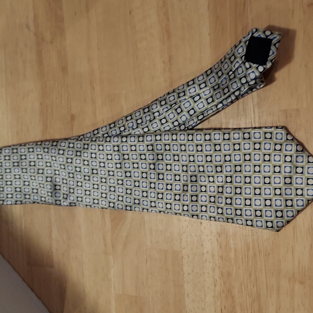 Geometric Pattern Uno Lorenzo Silk Tie